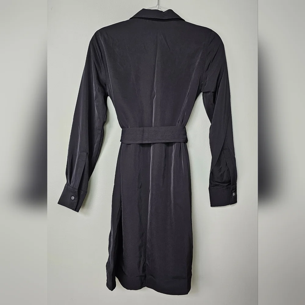 Banana Republic Women's Long Sleeve Satin Twill Mini Shift Dress in Black
